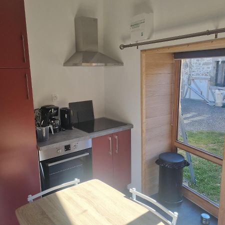 Jolie Petite Maison Dans Village Fortifie Brigueuil Exteriör bild