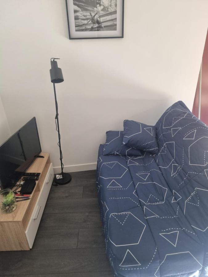 Jolie Petite Maison Dans Village Fortifie Brigueuil Exteriör bild
